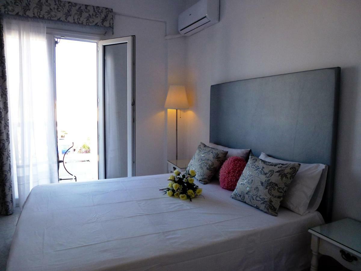 Bougainvillea Suites Kamári 外观 照片