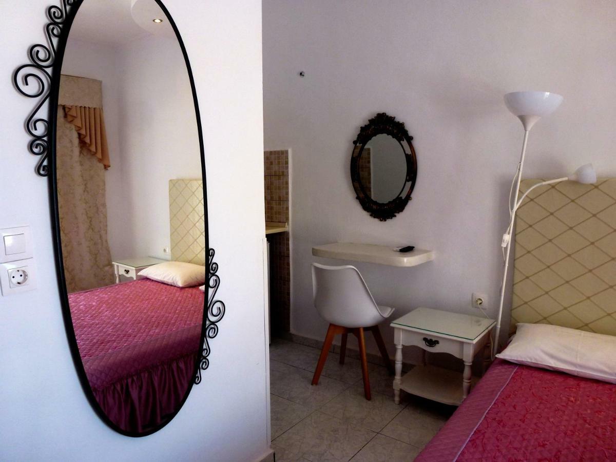 Bougainvillea Suites Kamári 外观 照片