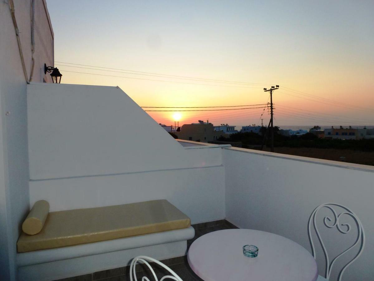Bougainvillea Suites Kamári 外观 照片