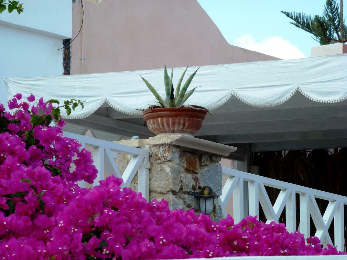 Bougainvillea Suites Kamári 外观 照片