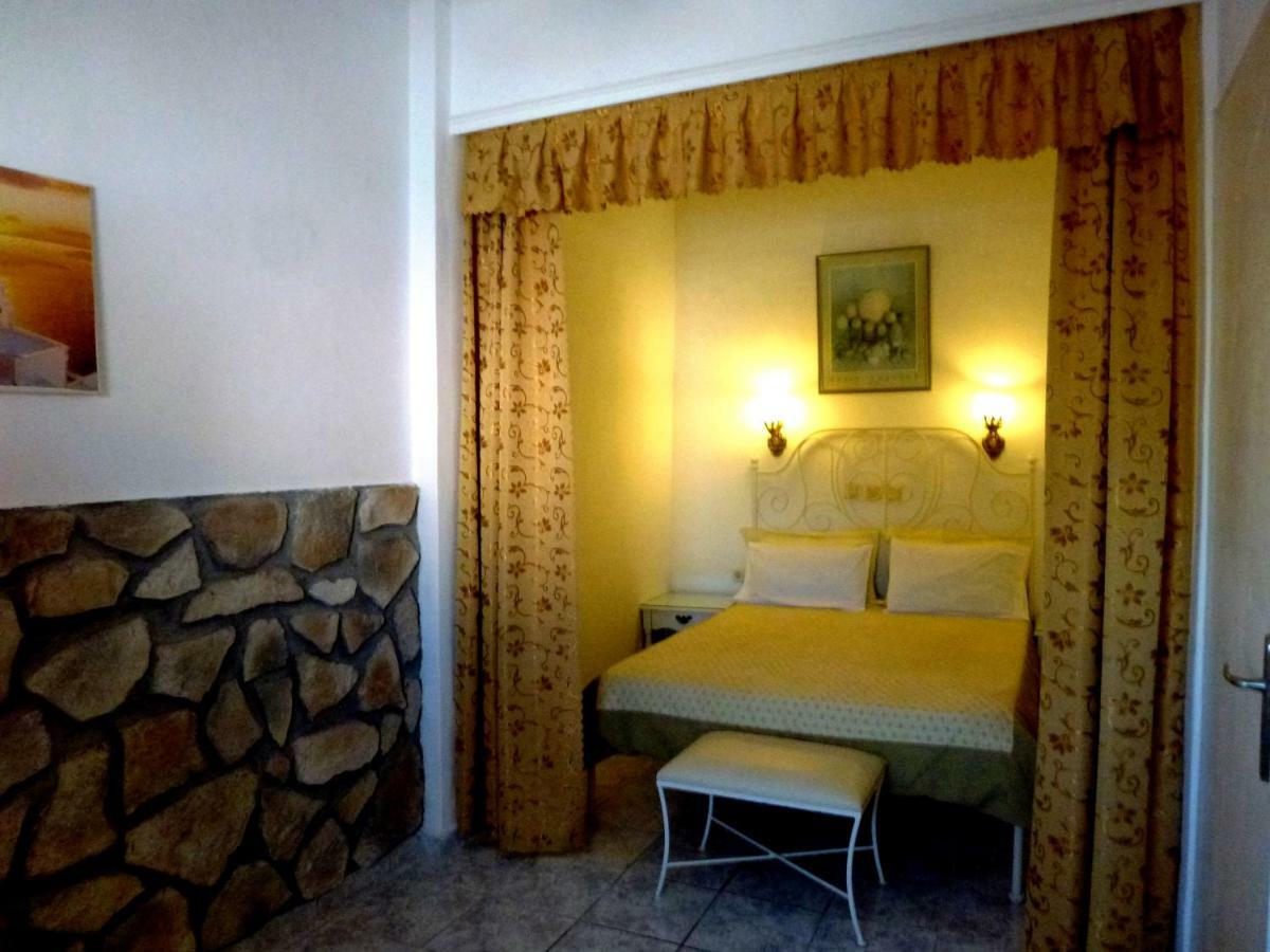 Bougainvillea Suites Kamári 外观 照片